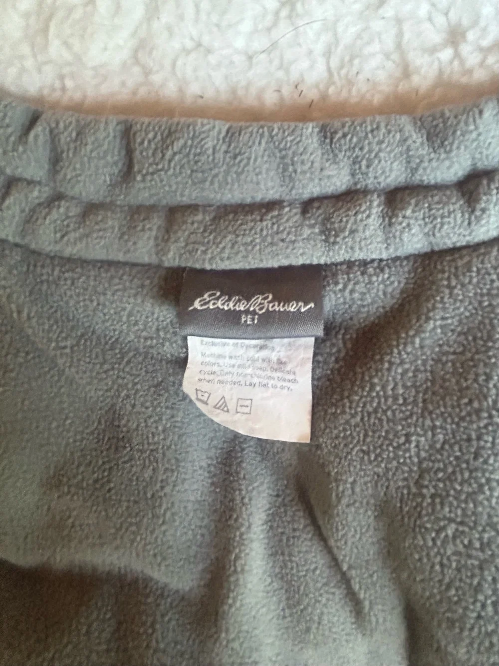 Eddie Bauer puffer jacket M